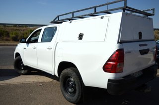 TOYOTA Hilux 2.4 D4D Cabina Doble GX