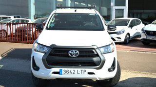TOYOTA Hilux 2.4 D4D Cabina Doble GX