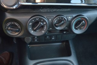 TOYOTA Hilux 2.4 D4D Cabina Doble GX