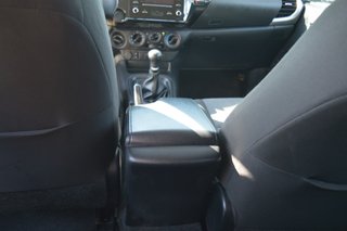 TOYOTA Hilux 2.4 D4D Cabina Doble GX