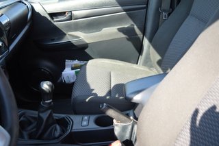 TOYOTA Hilux 2.4 D4D Cabina Doble GX