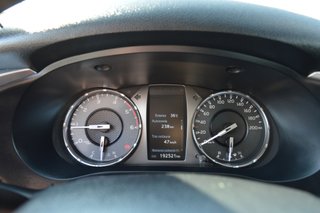 TOYOTA Hilux 2.4 D4D Cabina Doble GX