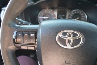 TOYOTA Hilux 2.4 D4D Cabina Doble GX