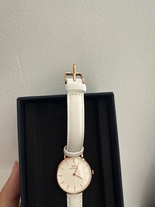 Reloj Daniel Wellington Blanco y Dorado