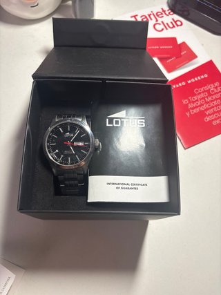 Reloj Lotus Negro y Plateado