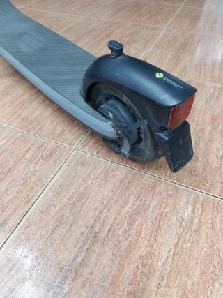 Patinete Eléctrico Gris