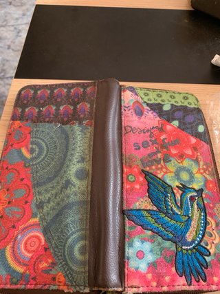 Cartera Desigual pájaro bordado