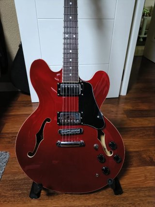 Guitarra Eléctrica .