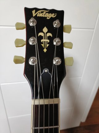 Guitarra Eléctrica .