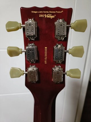 Guitarra Eléctrica .