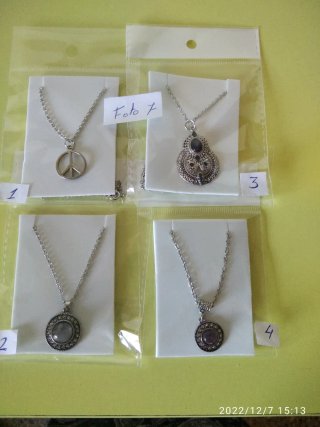Lote 40 collares plata 1€ c/u  Todos 30€