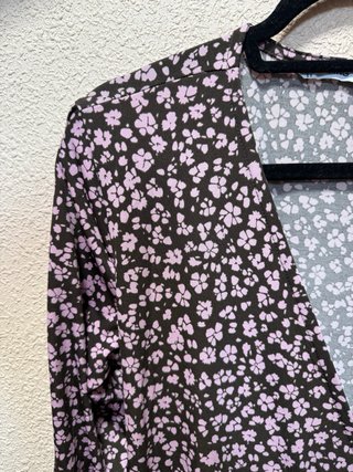 Vestido elástico floral Mango