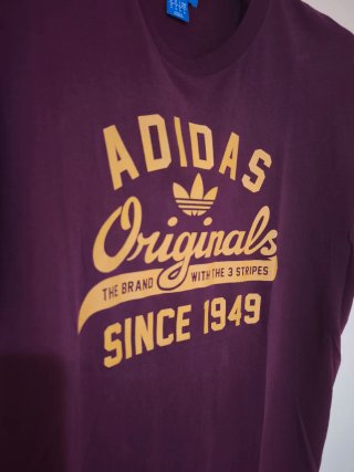 Camiseta Adidas Originals Morada Talla M