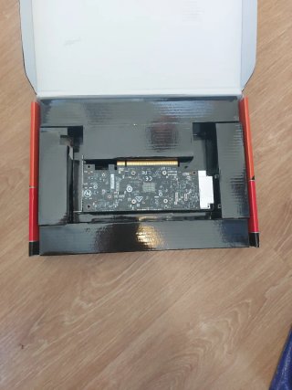 Tarjeta Gráfica Gigabyte RX 6400 4GB