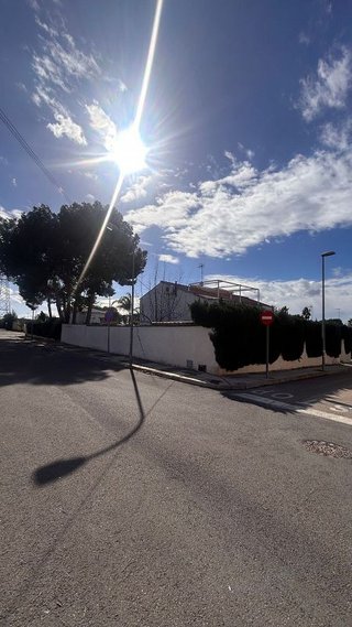 Chalet en venta en Entrepinos en Eliana (l´)