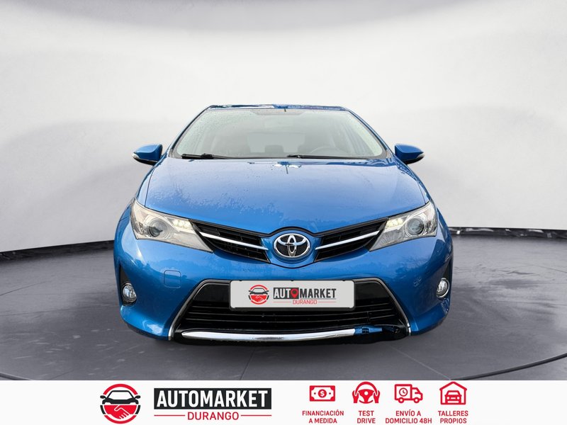 Toyota Auris 2015, foto 2