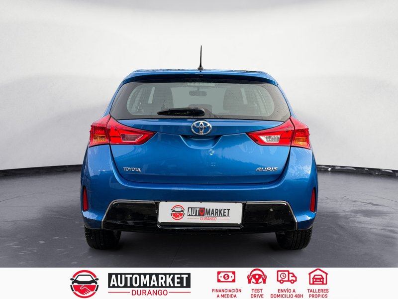 Toyota Auris 2015, foto 4