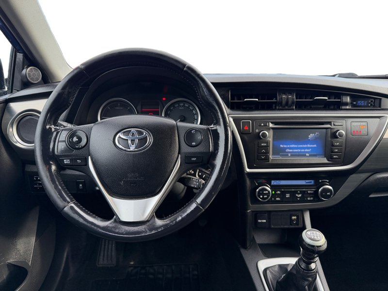 Toyota Auris 2015, foto 11