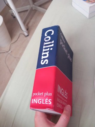 Diccionario inglés editorial Collins.
