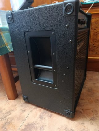 Amplificador de Bajo Hughes & Kettner BK100