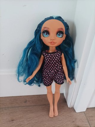 Muñeca Rainbow High Azul