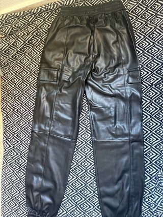 Pantalones Cargo Cuero Bershka Negros