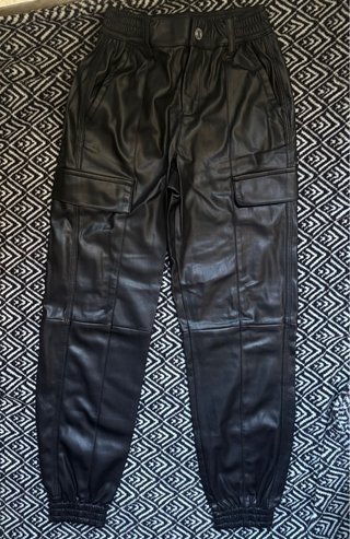 Pantalones Cargo Cuero Bershka Negros
