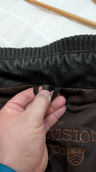 Chaqueta de Piel Negra Talla 56