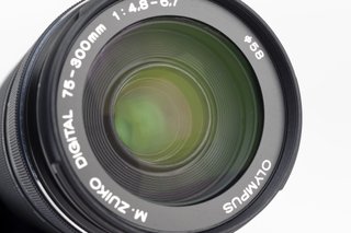 Olympus M.Zuiko Digital ED 75-300mm f4.8-6.7 II