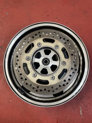 Llanta Delantera Suzuki Burgman 400