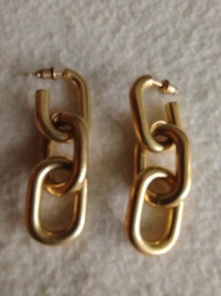 Pendientes largos eslabones dorados
