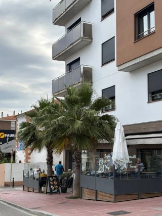 traspaso bar cafetería en pleno funcionamiento .