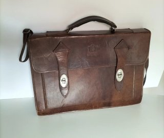 Cartera portadocumentos de piel