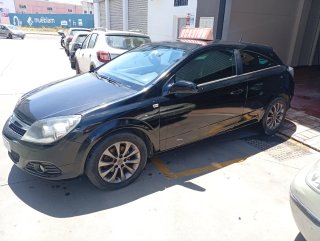 Opel Astra 2011
