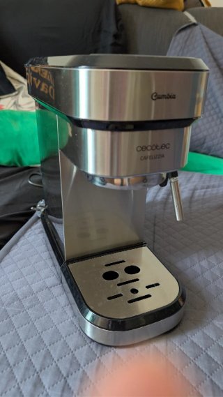 Cafetera Cecotec CAFELIZZIA 790 STEEL