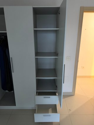 Armario Ikea 3 puertas 2 cajones