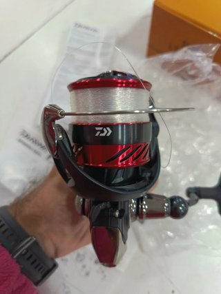 Carrete Daiwa 23 Ninja LT 3000-CXH