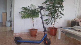 Patinete Eléctrico Casi Nuevo solo 100km recorrido