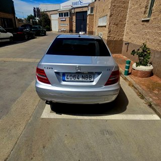 Mercedes-Benz c 220 2011