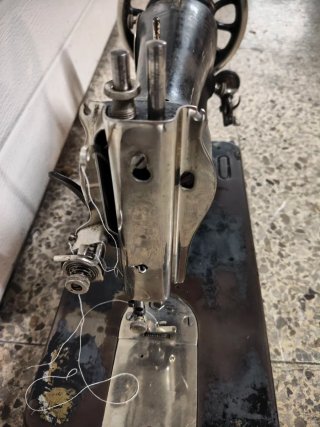 Máquina de coser antigua Singer