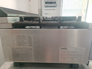 Cocina industrial REPAGAS 3 fogones