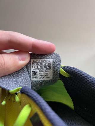 Zapatillas de fútbol con tacos