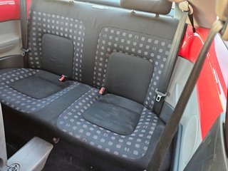 Volkswagen Beetle 2000 ACEPTO CAMBIO POR RR