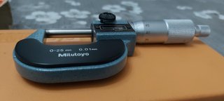 Micrometro Mitutoyo 0-25mm