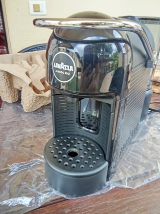 Macchina Caffè Lavazza Jolie Evo Nera