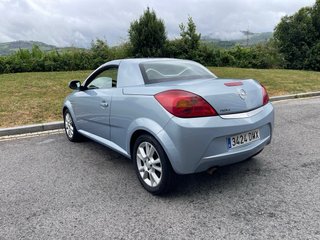 Opel Tigra 2005