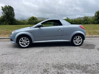Opel Tigra 2005