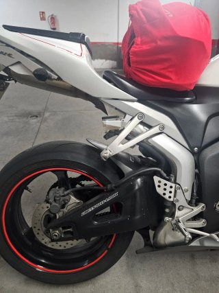 Honda CBR 600 RR 2008 Blanca..