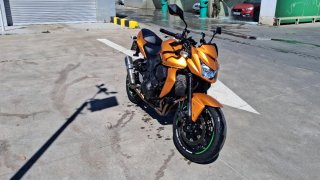 Kawasaki Z750 2012