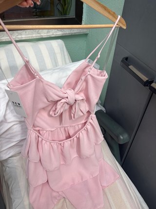 Vestido rosa volantes nuevo